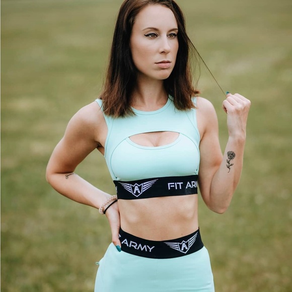Fit Army sports bra - Picture 3 of 4